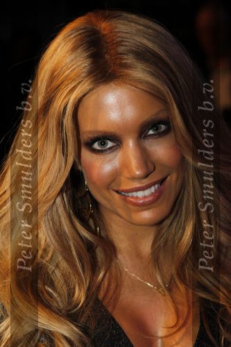 Amsterdam 10 februari 2010
Jackie Style award met Sylvie v d Vaart.
Peter Smulders bv