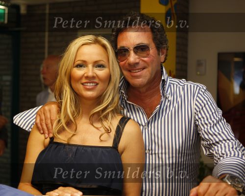 Eindhoven, 4 Juli 2009 Opening Oog Ziekenhuis van Piet Meurs en Thea Meurs.
Opening werd verricht door Lia v d Berg ( oud zakenvrouw v/h jaar ), Rita Verdonk en Tatjana met haar vriend Ronnie Rosenbaum.
Foto Peter Smulders BV