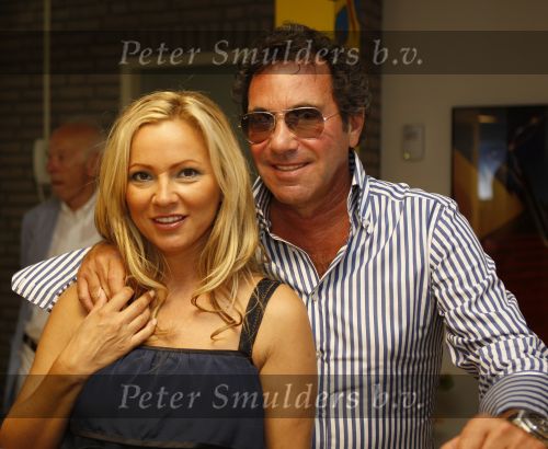 Eindhoven, 4 Juli 2009 Opening Oog Ziekenhuis van Piet Meurs en Thea Meurs.
Opening werd verricht door Lia v d Berg ( oud zakenvrouw v/h jaar ), Rita Verdonk en Tatjana met haar vriend Ronnie Rosenbaum.
Foto Peter Smulders BV