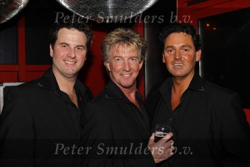 Uitgeest 18 januari 2010
Nieuwjaars feest van Henk Geels in Bobs Party saloon. tijdloos
Peter Smulders bv