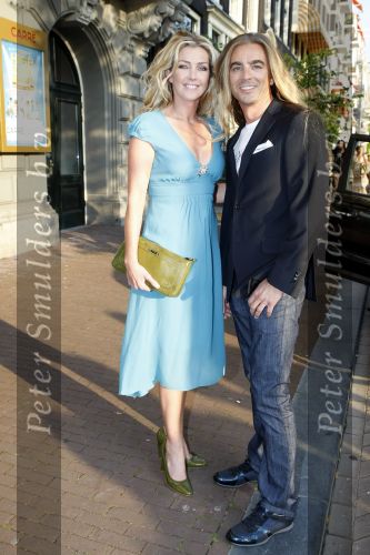 Amsterdam 6 augustus 2009
Premiere circus Stiletto in Carre. Tom Sebastian met 
Peter Smulders bv