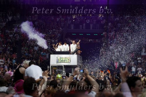 Amsterdam 13 juni 2009
De Toppers in concert in de arena met Rene Froger Gordon en Jeroen v d Boom.
Peter Smulders bv