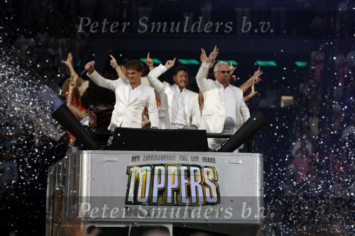 Amsterdam 13 juni 2009
De Toppers in concert in de arena met Rene Froger Gordon en Jeroen v d Boom.
Peter Smulders bv