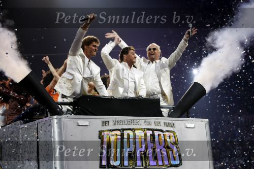 Amsterdam 13 juni 2009
De Toppers in concert in de arena met Rene Froger Gordon en Jeroen v d Boom.
Peter Smulders bv