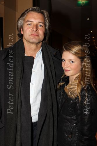 Amsterdam 6 maart 2010
Modeshow Mart Visser in het Hilton. Victor Reinier met dochter
Peter Smulders bv