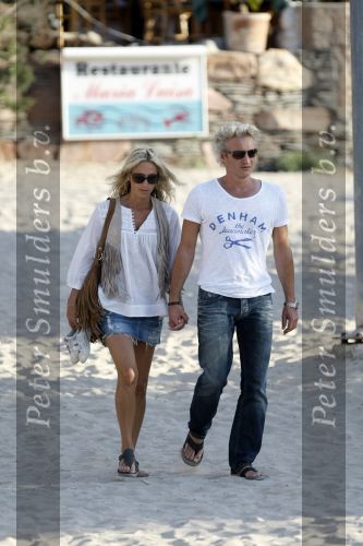 Ibiza 10 juli 2009
Wendy v  Dijk met zoontje Sem en vriend Erland Galjaard op vakantie 
Peter Smulders bv