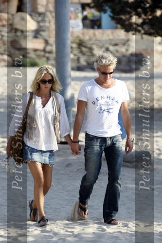 Ibiza 10 juli 2009
Wendy v  Dijk met zoontje Sem en vriend Erland Galjaard op vakantie 
Peter Smulders bv