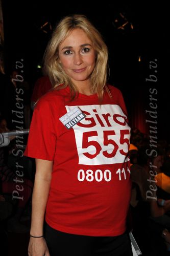 Hilversum 21 januari 2010
Rtl SBS en de NOS hebben samen een tv programma en aktie in elkaar gedraaid om zoveel mogelijk geld op te halen voor giro 55 ten bate van Haiti. Wendy v Dijk zwanger
Peter Smulders bv