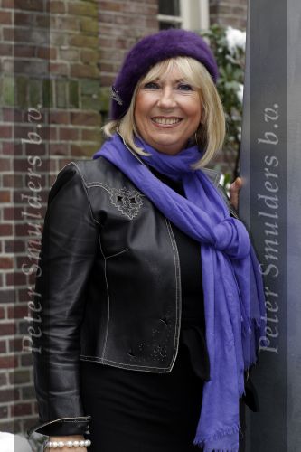 Amsterdam 25 januari 2010
Presentatie als de dood. ..met Renee Soutendijk Sjoerd Pleijsier Diana Dobbelam Samora Bergtop en Titus Boonstra. Willeke Alberti
Peter Smulders bv