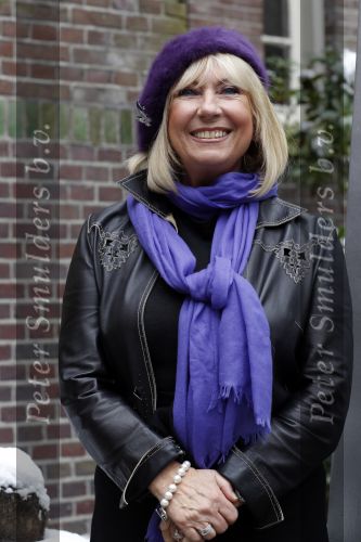 Amsterdam 25 januari 2010
Presentatie als de dood. ..met Renee Soutendijk Sjoerd Pleijsier Diana Dobbelam Samora Bergtop en Titus Boonstra. Willeke Alberti
Peter Smulders bv