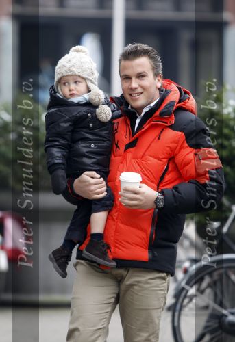 Amsterdam 27 januari 2010
Winston Gerschtanowitz met Julian aan de wandel.
Peter Smulders bv