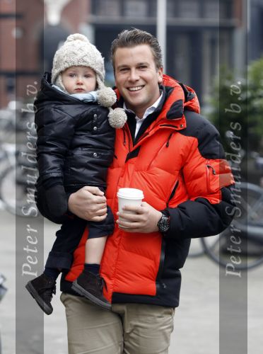 Amsterdam 27 januari 2010
Winston Gerschtanowitz met Julian aan de wandel.
Peter Smulders bv