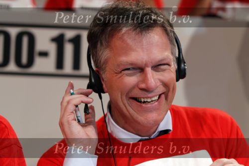 Hilversum 21 januari 2010
Rtl SBS en de NOS hebben samen een tv programma en aktie in elkaar gedraaid om zoveel mogelijk geld op te halen voor giro 55 ten bate van Haiti. Wouter Bos
Peter Smulders bv