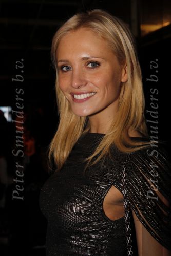 Amsterdam 30 januari 2010
Modeshow suptertrash tijdens amsterdam fashion week. Yfke Sturm met man
Peter Smulders bv