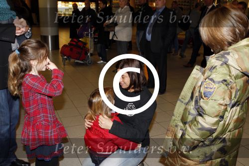 Schiphol 14 maart 2011
Amanda Krabbe komt na 4 maanden terug op schiphol en wordt daar ontavangen door martijn Bickel Jasmijn Achilles Michelle en haar ouders en beste vriendinnen.
Peter Smulders bv