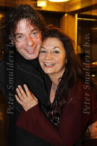 Apeldoorn 6 februari 2011
Premiere zou je in een doosje willen doen bij Orpheus. Belinda Meuldijk met vriend Thierry Duval
Peter Smulders bv