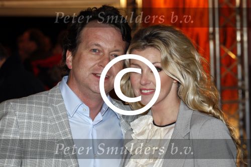 Utrecht 3 maart 2011
Uitreiking gouden en zilveren harpen in Vredenburg. Brigitte Neijman met man
Peter Smulders bv