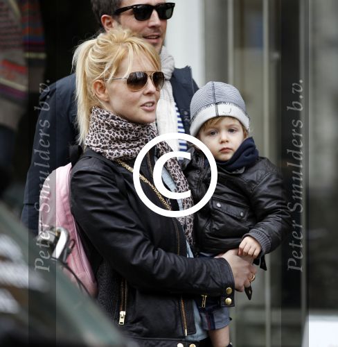 Amsterdam 12 maart 2011
Chantal janzen met zoon James en vriend Marco.
Peter Smulders bv