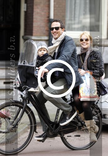 Amsterdam 12 maart 2011
Chantal janzen met zoon James en vriend Marco.
Peter Smulders bv