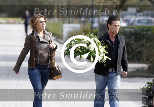 Amsterdam 12 maart 2011
Crematie van Ria Alberti op westgaarde. Danny en Jenny de Munk
Peter Smulders bv