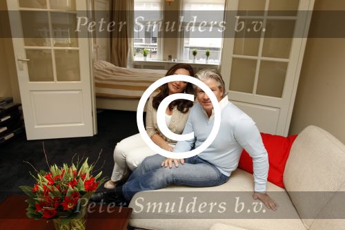 Amsterdam 9 maart 2011
Dries en Honoria Roelvink in hun nieuwe appartement op de pc hooftstraat
Peter Smulders bv