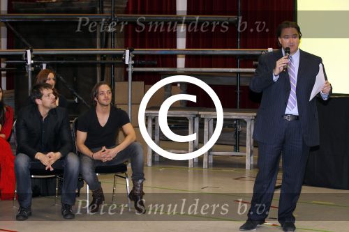 Amsterdam 9 maart 2011
Perspresentatie Zorro met in de hoofdrollen Tommie Christiaan Lone v Roosendaal Thom Hoffman Michhelle Splietelhof Rene v Kooten en David Davidse. Erwin v Lambaart
Peter Smulders bv
