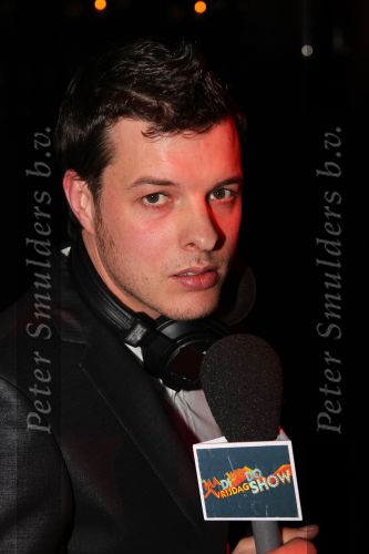 Rotterdam, 25 Februari 2011
Locatie: Club Vie Maasboulevard 300 
2e Editie. La Nuit de la Mode,Sapph Lingerie & Beachwear 2011
Filemont Wesselink als razende reporter voor de madiwodovrSHOW van Paul de Leeuw
Foto Peter Smulders BV