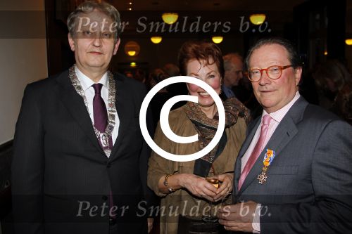 Amsterdam 3 maart 2011
Fons v Westerloo krijgt koninklijke onderscheiding uit handen van Burgemeester Eberhard v d Laan in het concertgebouw.
Peter Smulders