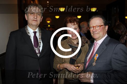 Amsterdam 3 maart 2011
Fons v Westerloo krijgt koninklijke onderscheiding uit handen van Burgemeester Eberhard v d Laan in het concertgebouw.
Peter Smulders