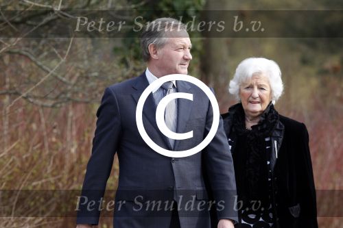 Amsterdam 12 maart 2011
Crematie van Ria Alberti op westgaarde. Frank Wentink met moeder
Peter Smulders bv