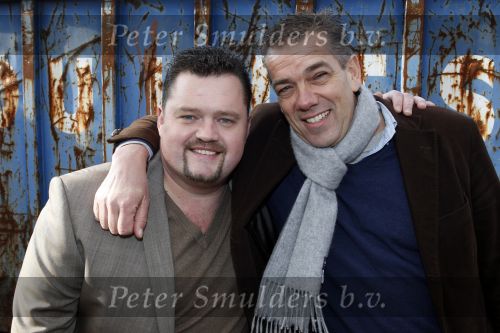 Tiel 7 februari 2011
Presentatie concert Frans Duijts bij het sloopbedrijf van zijn vader. Aanwezig zijn zijn vrouw ouders schoonouders en Niel van Hoff.
Peter Smulders bv