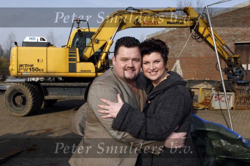 Tiel 7 februari 2011
Presentatie concert Frans Duijts bij het sloopbedrijf van zijn vader. Aanwezig zijn zijn vrouw ouders schoonouders en Niel van Hoff.
Peter Smulders bv