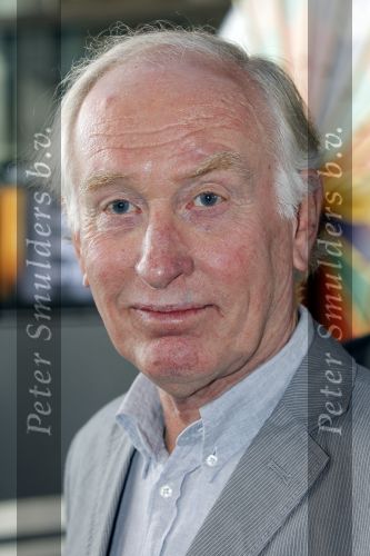Hilversum 17 februari 2011
Presentatie boek Bert v d Veer bij beeld en geluid. Joop v d Ende neemt het eerste boek in ontvangst. Fred oster
Peter Smulders bv