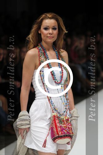 Amsterdam 7 maart 2011
Modeshow Jos v raak in de westergasfabriek met als modellen oa Georgina Verbaan Irene v d Laar Froukje de Both Quinty Trustfull Marvy Rieder en Kim Feenstra.
Peter Smulders bv