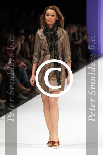 Amsterdam 7 maart 2011
Modeshow Jos v raak in de westergasfabriek met als modellen oa Georgina Verbaan Irene v d Laar Froukje de Both Quinty Trustfull Marvy Rieder en Kim Feenstra.
Peter Smulders bv