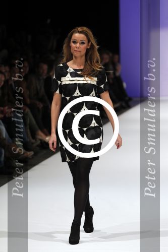 Amsterdam 7 maart 2011
Modeshow Jos v raak in de westergasfabriek met als modellen oa Georgina Verbaan Irene v d Laar Froukje de Both Quinty Trustfull Marvy Rieder en Kim Feenstra.
Peter Smulders bv