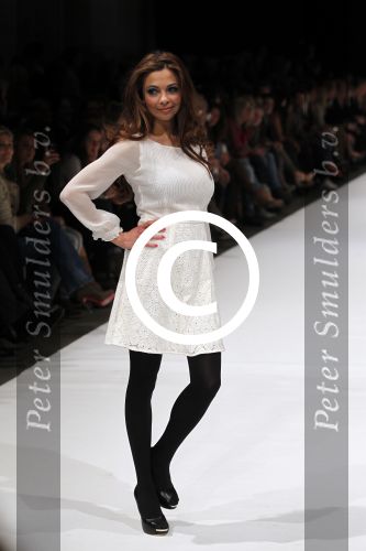 Amsterdam 7 maart 2011
Modeshow Jos v raak in de westergasfabriek met als modellen oa Georgina Verbaan Irene v d Laar Froukje de Both Quinty Trustfull Marvy Rieder en Kim Feenstra.
Peter Smulders bv