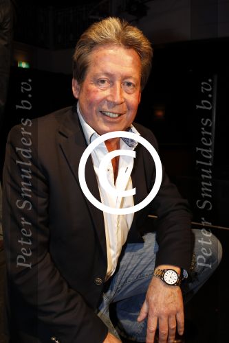 Hoofddorp 7 maart 2011
Magic Unlimited met Oscar Renzo en Lara Kazan worden ambassadeur van het goede doel dappere dodo\'s. Hun vader Hans kwam als verassing uit een doos.
Peter Smulders bv