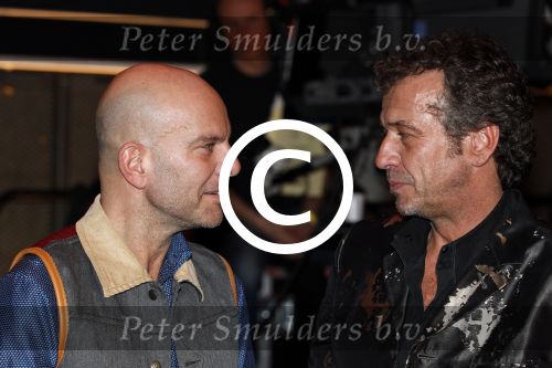 Utrecht 3 maart 2011
Uitreiking gouden en zilveren harpen in Vredenburg. Hans v Barneveld met een kennis
Peter Smulders bv