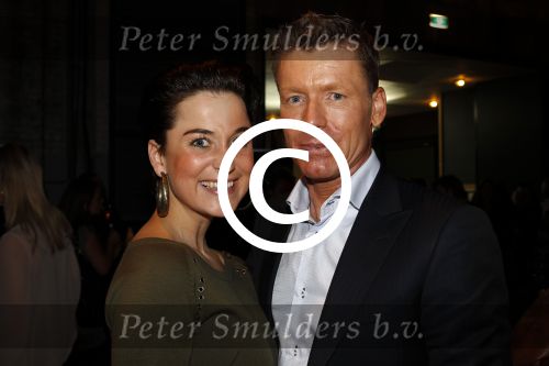 Amsterdam 7 maart 2011
Modeshow Jos v raak in de westergasfabriek met als modellen oa Georgina Verbaan Irene v d Laar Froukje de Both Quinty Trustfull Marvy Rieder en Kim Feenstra. Harald v Panhuis met assistente
Peter Smulders bv