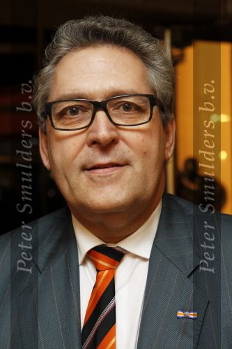Apeldoorn 6 februari 2011
Premiere zou je in een doosje willen doen bij Orpheus. Henk Krol met vriend
Peter Smulders bv