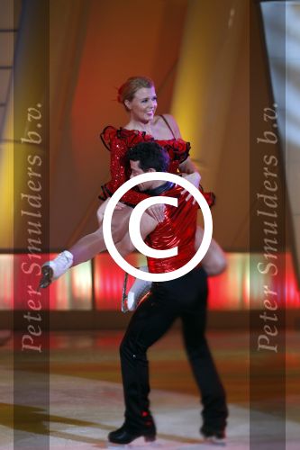 Hilversum 4 maart 2011
Sterren dansen op het ijs van SBDS 6 in studio 22 .Deelnemers zijn Monique Smit Jenny Smit Vivian Reys Babette v Veen Ralf Mackenbach Michael Boogerd en Sieneke Gerard Joling en Nance Coolen presenteren het.
Peter Smulders bv