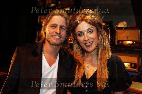 Rotterdam 14 februari 2011
Premiere herinnert U zich deze nog met Martin v Waardenberg Mylenen d Anjou Ruben Lursen Richard Groenendijk Thijs Steenkamp Annick Boer Joel de Tobe Pepijn v d Burgt en Daan v Putten in het oude Luxor.
Peter Smulders bv