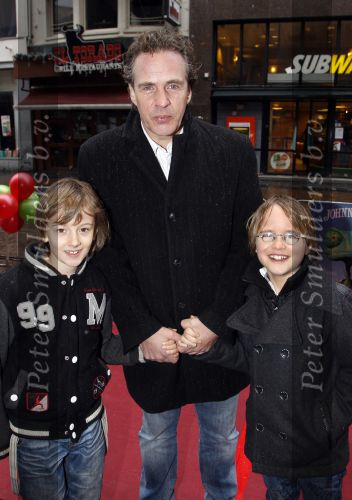 Amsterdam 27 februari 2011
Premiere Rango in tuschinski. Joep Sertons met zoon
Peter Smulders bv