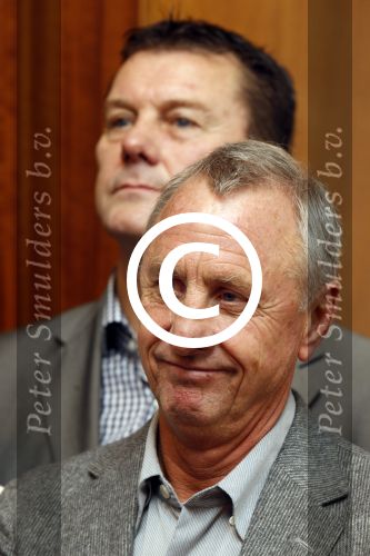 Amsterdam 14 maart 2011
Presentaie blad helden wat deze maand helemaal in het teken staat van Johan Cruijff. Frits en Barbara Barend presenteren het vanuit het olympisch stadion.
Peter Smulders bv