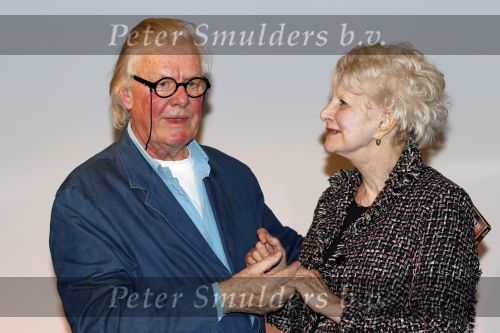 Amsterdam 15 februari 2011
Presentatie dvd van John v d Rest met oa aanwezig Willem Nijholt Sigrid Koetse Adele Bloemendaal Heddy Lester Bruni Heinke ea
Peter Smulders bv