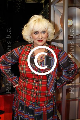 Hilversum 8 maart 2011
Presentatie nieuwe sbs6 programma the sing off met presentatoren Danny de Munk en Tooske Ragas en juryleden Rene Froger Karin Bloemn en Tjeerd Oosterhuis.
Peter Smulders bv