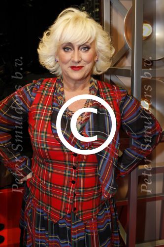 Hilversum 8 maart 2011
Presentatie nieuwe sbs6 programma the sing off met presentatoren Danny de Munk en Tooske Ragas en juryleden Rene Froger Karin Bloemn en Tjeerd Oosterhuis.
Peter Smulders bv