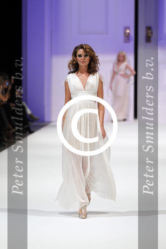 Amsterdam 7 maart 2011
Modeshow Jos v raak in de westergasfabriek met als modellen oa Georgina Verbaan Irene v d Laar Froukje de Both Quinty Trustfull Marvy Rieder en Kim Feenstra.Kim met man
Peter Smulders bv