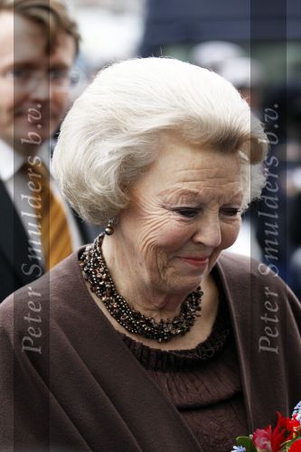 Amsterdam 11 februari 2011
Koningin Beatrix en Prins Friso bij de opening van de nieuwe liefde in Amsterdam.
Peter Smulders bv